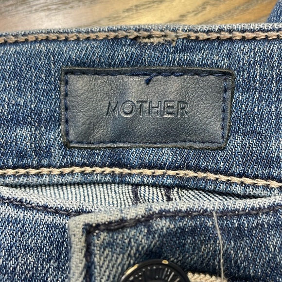 MOTHER Mid Rise Dazzler Ankle Fray Distressed Jeans - Picture 3 of 14
